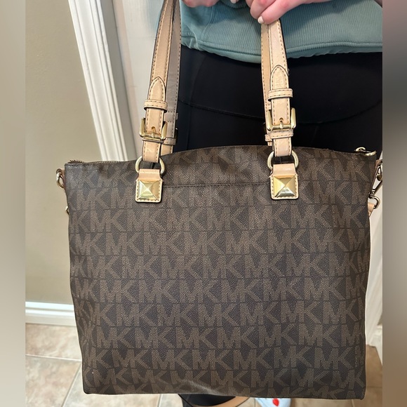 Michael Kors Brown Jet Set Logo Multifunction Tote Shoulder Bag Purse - Picture 5 of 6